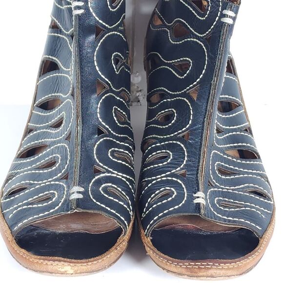 Pikolinos Women's Java EU40 US9-9,5 Black Cutouts Back Zip Caged Sandals Shoes - Picture 5 of 16